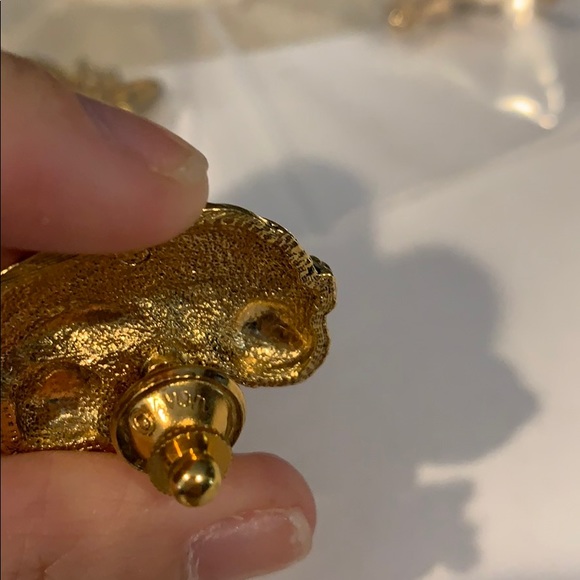 Avon Pin - Picture 2 of 2